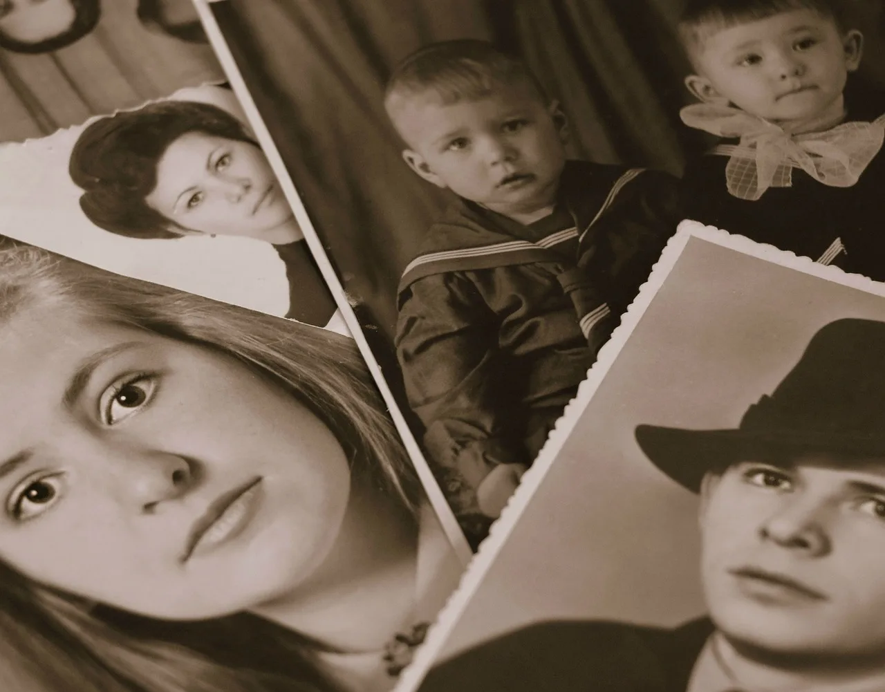 retro, photo album, memory, family, generation, past, life, elder, relatives, photo album, photo album, memory, memory, memory, family, generation, generation, generation, generation, generation, past, relatives, relatives. How to sequence a family photograph project from triage to storage