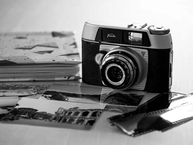 photography, wallpaper 4k, camera, free background, wallpaper hd, laptop wallpaper, free wallpaper, pictures, photos, analog, desktop backgrounds, 4k wallpaper 1920x1080, historica